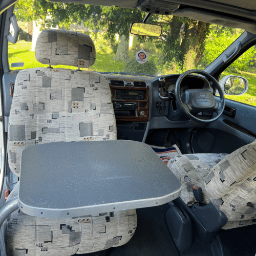 Toyota Granvia WELLHOUSE Camper Van 2 Berth 2690cc Petrol Automatic PRO Conversion