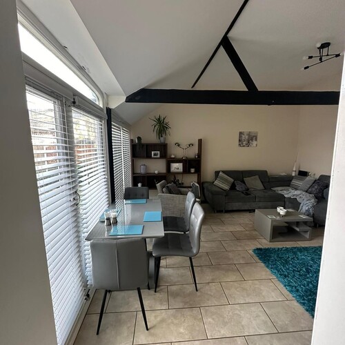 OLD WOLVERTON - 3 BEDROOM BARN CONVERSION