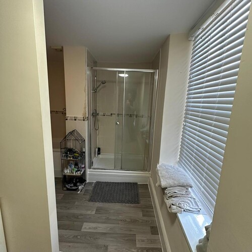 OLD WOLVERTON - 3 BEDROOM BARN CONVERSION