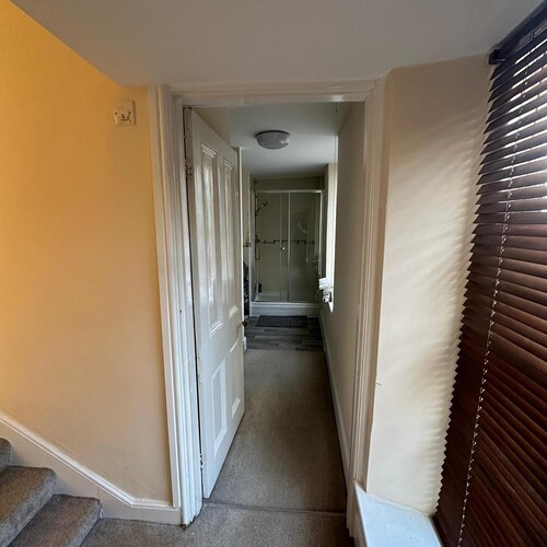 OLD WOLVERTON - 3 BEDROOM BARN CONVERSION