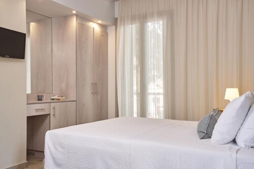 Cascade Holiday Resort – Poros 