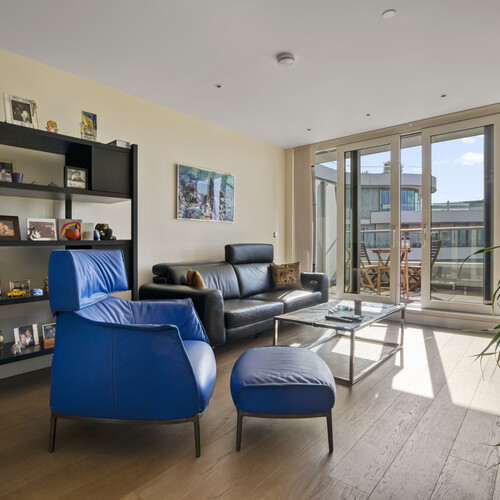 Sopwith Way, London, SW11