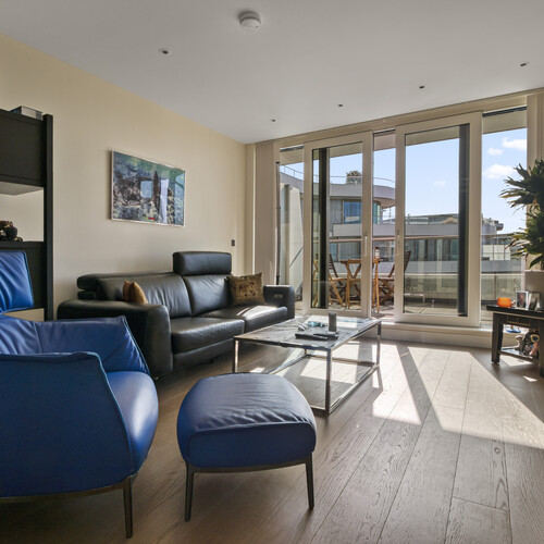 Sopwith Way, London, SW11