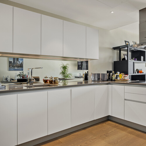 Sopwith Way, London, SW11