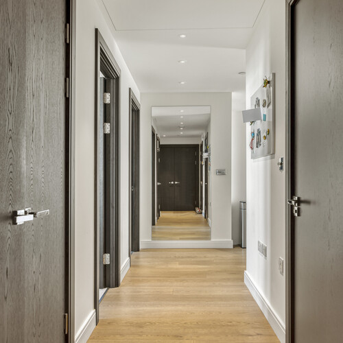 Sopwith Way, London, SW11