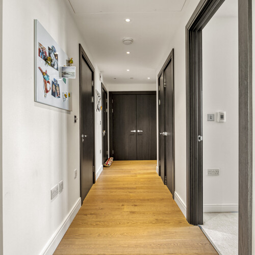 Sopwith Way, London, SW11