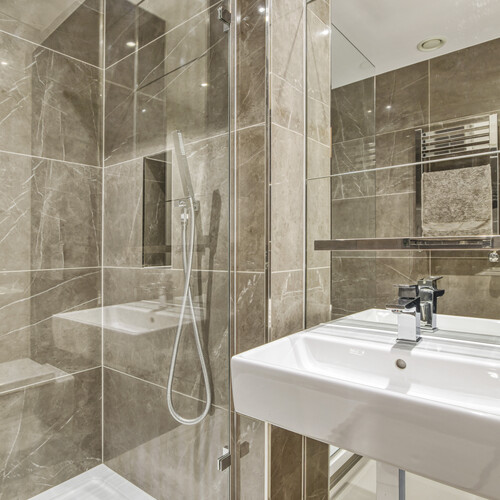 Sopwith Way, London, SW11