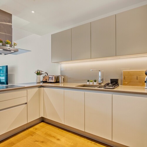 Sopwith Way, London, SW11