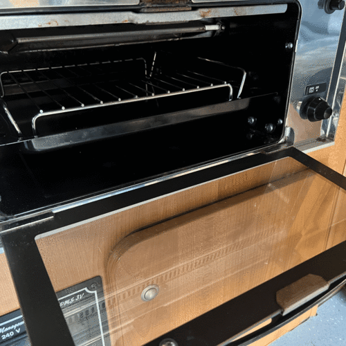 1996 Toyota Granvia 3.0TD Camper Van 4 Berth Pro Conversion