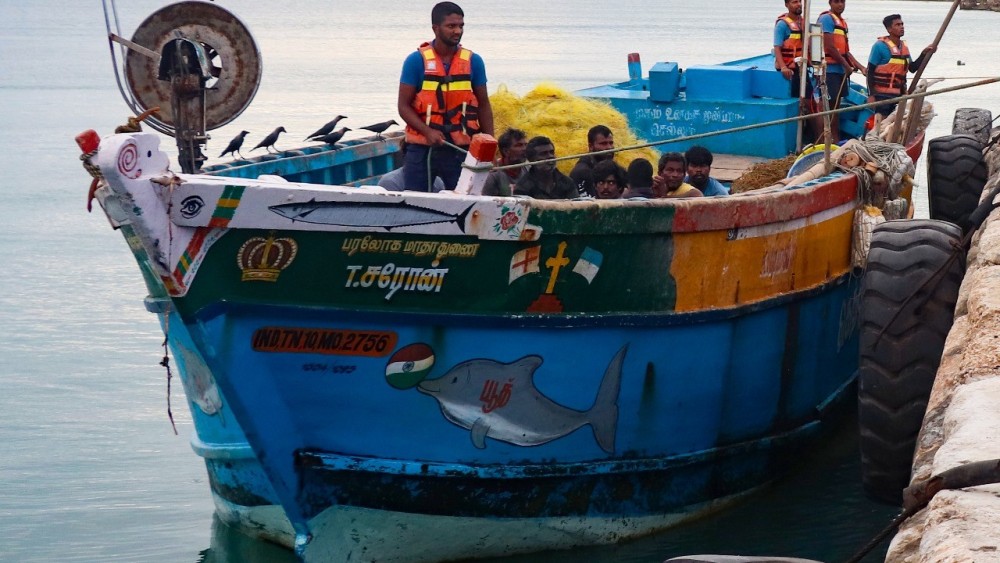 சட்டவிரோத மீன்பிடியில் 22 இந்தியர்கள் கைது