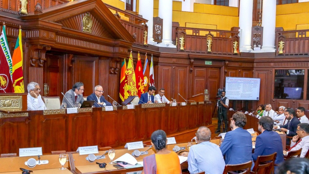 ஆசிய அபிவிருத்தி வங்கியின் ஆதரவு