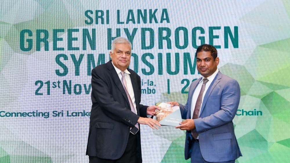 எதிர்காலத்தில் வலுசக்தி ஏற்றுமதியாளராக மாற வேண்டும்