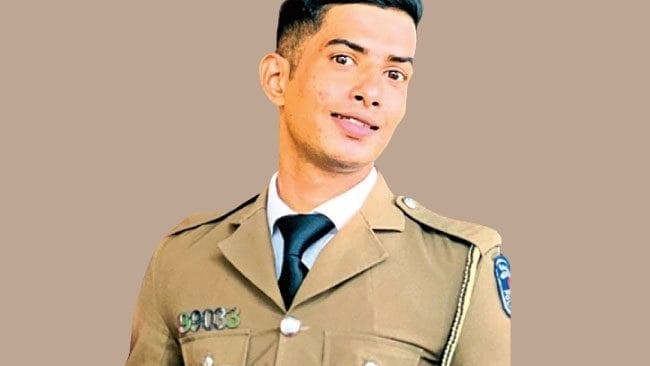 காவலில் இளைஞன் பலி: நான்கு பொலிஸார் கைது