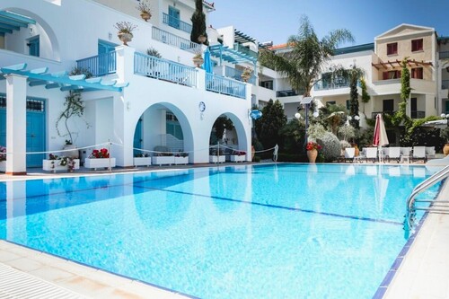 Nikki's Village - Poros 