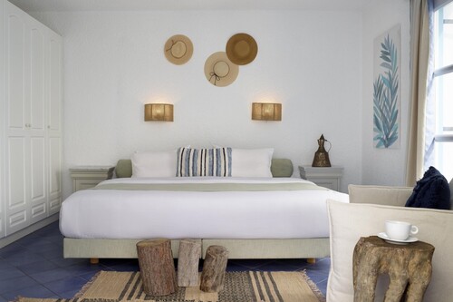 Nikki's Village - Poros 