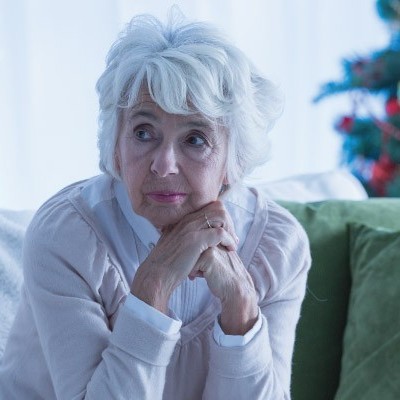 OUR TIPS FOR HELPING THE ELDERLY WHO MAY FEEL LONELY THIS CHRISTMAS