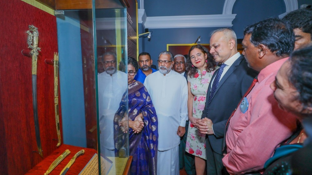 தொல்லியல் பொருட்கள் மக்கள் பார்வைக்கு