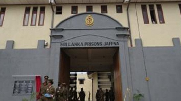 யாழ் சிறையினுள் சித்திரவதை - உயிர்பயத்தில் பெண் கைதிகள்