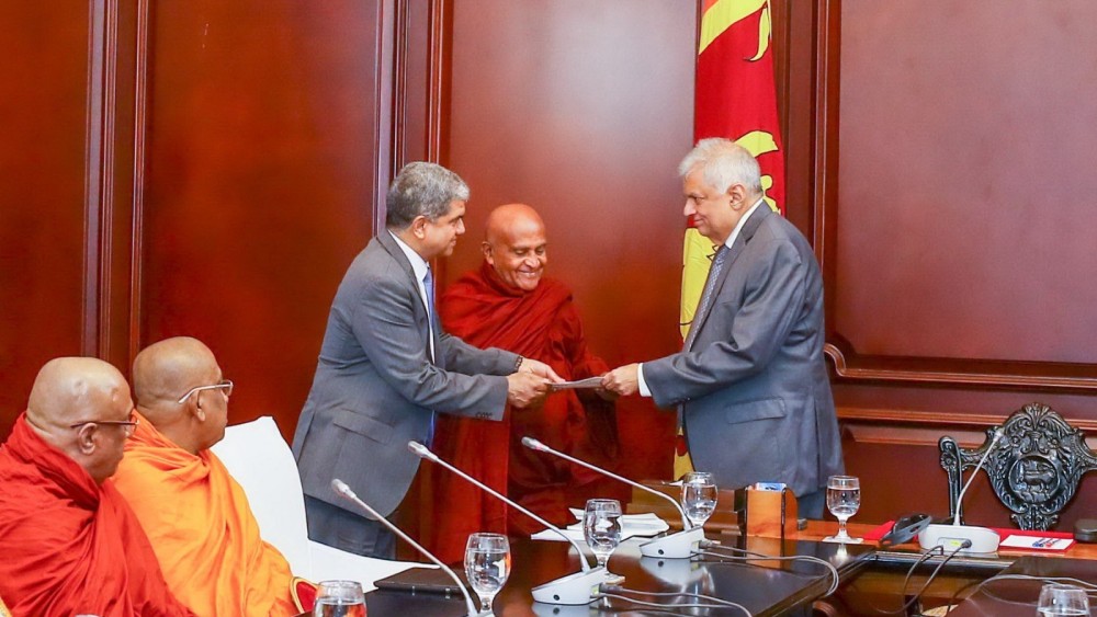 "இமயமலைப் பிரகடனம்" ஜனாதிபதியிடம் கையளிப்பு