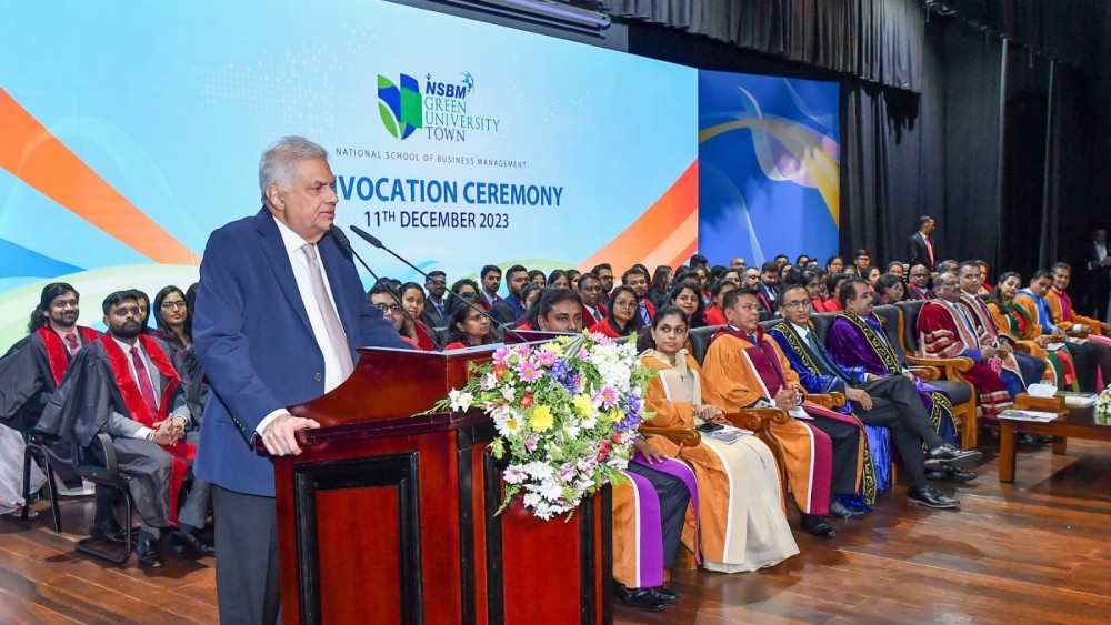 பல்கலைக்கழகக் கல்வி மற்றும் தொழிற் கல்வியை பயன்படுத்தும் திட்டம்  ஆரம்பிக்கப்படும்.