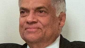 நாட்டைக் கட்டியெழுப்ப அரசாங்கம் செல்லும் வழியைத் தவிர வேறு வழியில்லை