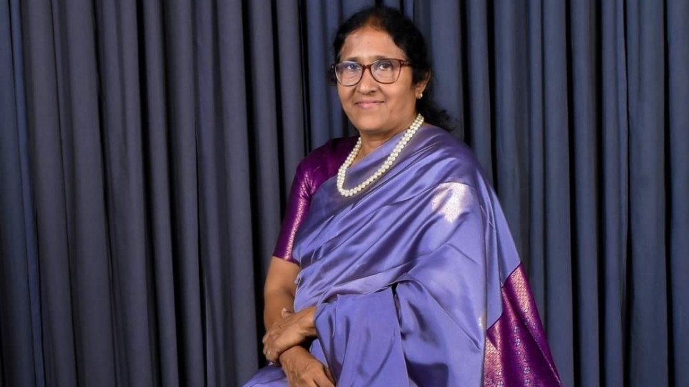 முன்மாதிரியான பெண்தலைமைத்துவத்திற்கான விருது