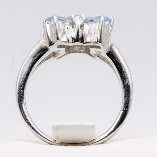 925 Sterling Silver Ring with Aquamarine Gem Stones