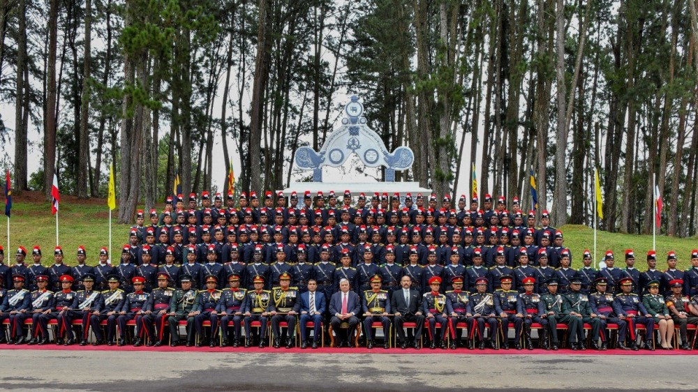 இராணுவ கல்வியற் கல்லூரியின் கெடட் அதிகாரிகள் விடுகை அணிவகுப்பு 