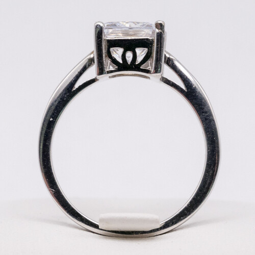 Solitaire Zirconia stone set on Rhodium plated 925 sterling silver ring