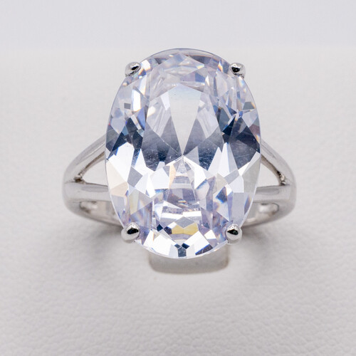 Solitaire zirconia stone set on Rhodium plated 925 sterling silver ring