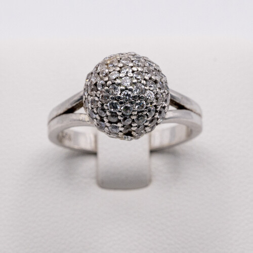 Multi paved Zirconia stones set on 925 sterling silver ring