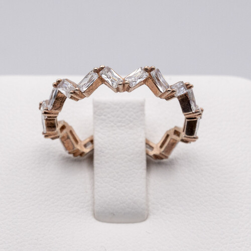 Zirconia Stone on Rose Gold Plated 925 Sterling Silver Ring