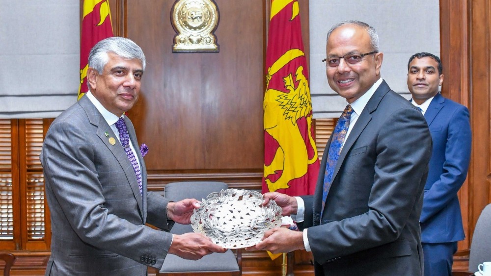 பாகிஸ்தான் பாதுகாப்புச் செயலாளர் ஜனாதிபதியுடன் சந்திப்பு