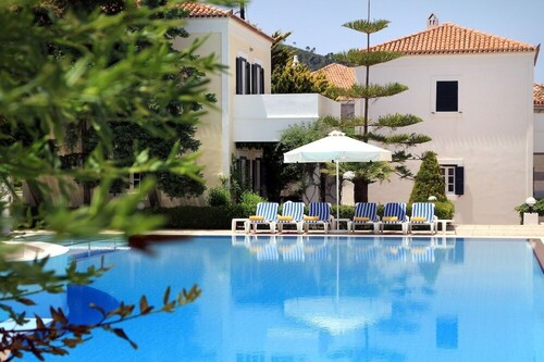 Nissia Traditional Residences – Spetses