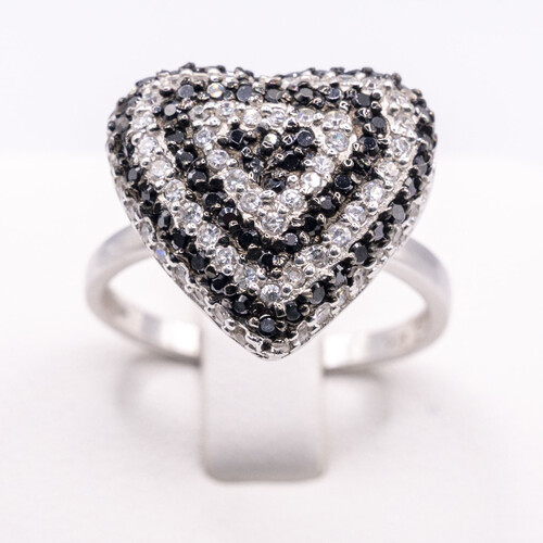 Multi paved Zirconia stones set on 925 sterling silver ring