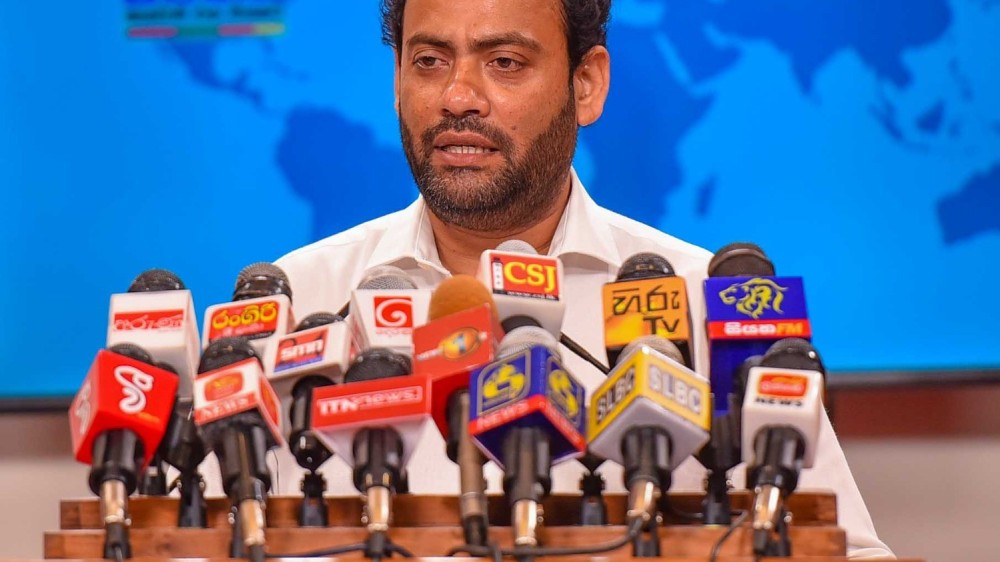 மின் கட்டணத்தை குறைக்க நடவடிக்கை எடுக்கப்படும்