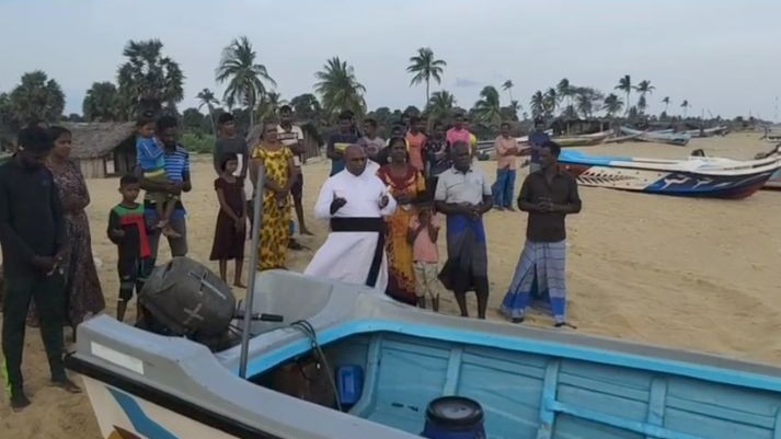 கட்டைக்காட்டில் நாள்  கடற்றொழில்  ஆரம்பிக்கப்பட்டது