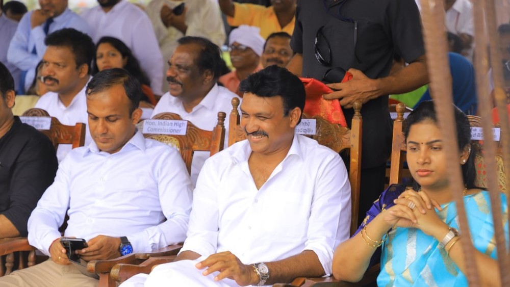 சேவைகளைத் தாண்டி சாதனைப் படைக்கும் செந்தில் தொண்டமான்