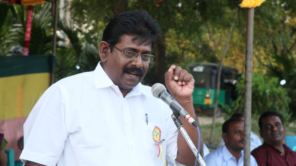 மண்பானையில் பொங்கலைக் கொண்டாடுவோமா? அழைக்கும் ஐங்கரநேசன் 