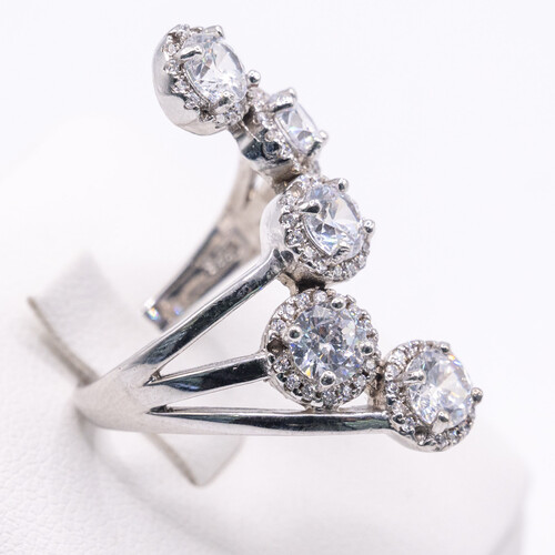 Art Nouveau Style 925 Sterling Silver Ring with Rhodium