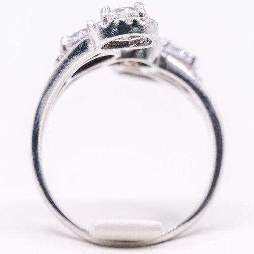 Art Nouveau Style 925 Sterling Silver Ring with Rhodium