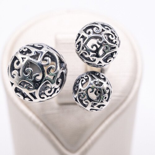 925 sterling silver ring with a unique rustic design