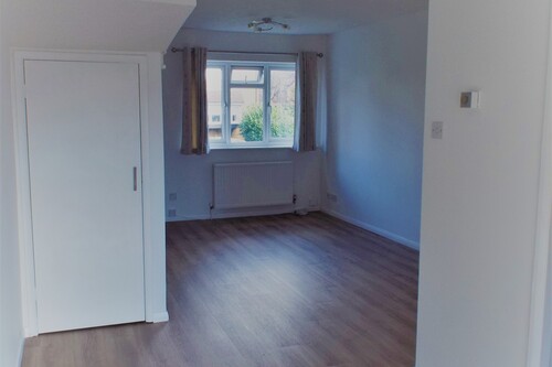 5 Halleys Ridge, Hertford Herts SG14 2TQ