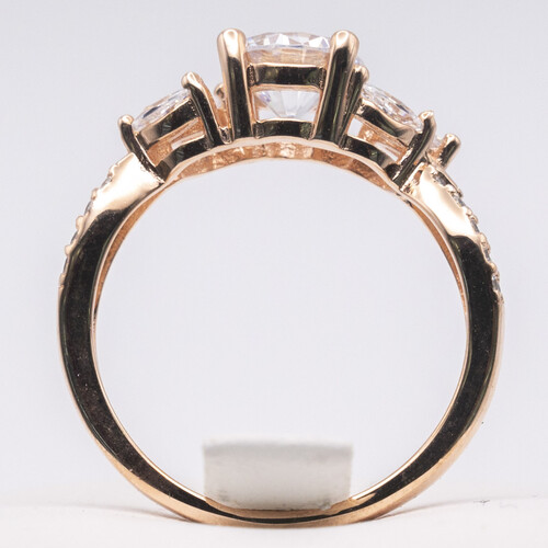 Zirconia Stones Set on Rose Gold Plated 925 Sterling Silver Ring