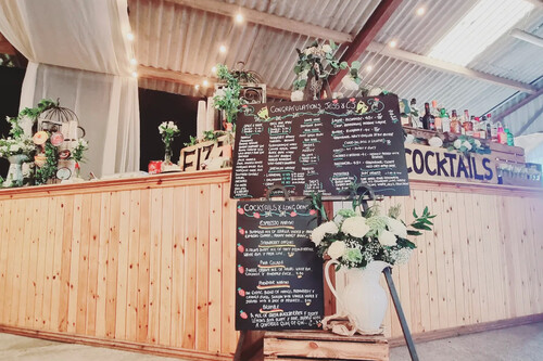 Gallery | Jolly Hucksters Mobile Bar Company | mobile bar Hertfordshire/mobile bar Buckinghamshire/mobile bar Hertfordshire/Wedding bar Buckinghamshire | wedding bar Hertfordshire | Real ale events bar /corporate events Hertfordshire/party bars Buckinghamshire/charity event bars