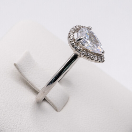 Almond cut zirconia bordered with multi paved stones