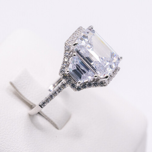 925 Sterling Silver Ring Plated in Rhodium