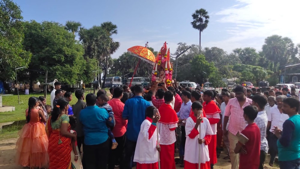 வரலாற்று சிறப்புமிக்க புல்லாவெளி புனித செபஸ்தியார் பெருவிழா