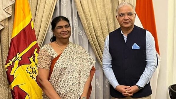 வடக்கு மாகாண ஆளுநர் - இந்திய உயர்ஸ்தானிகர்