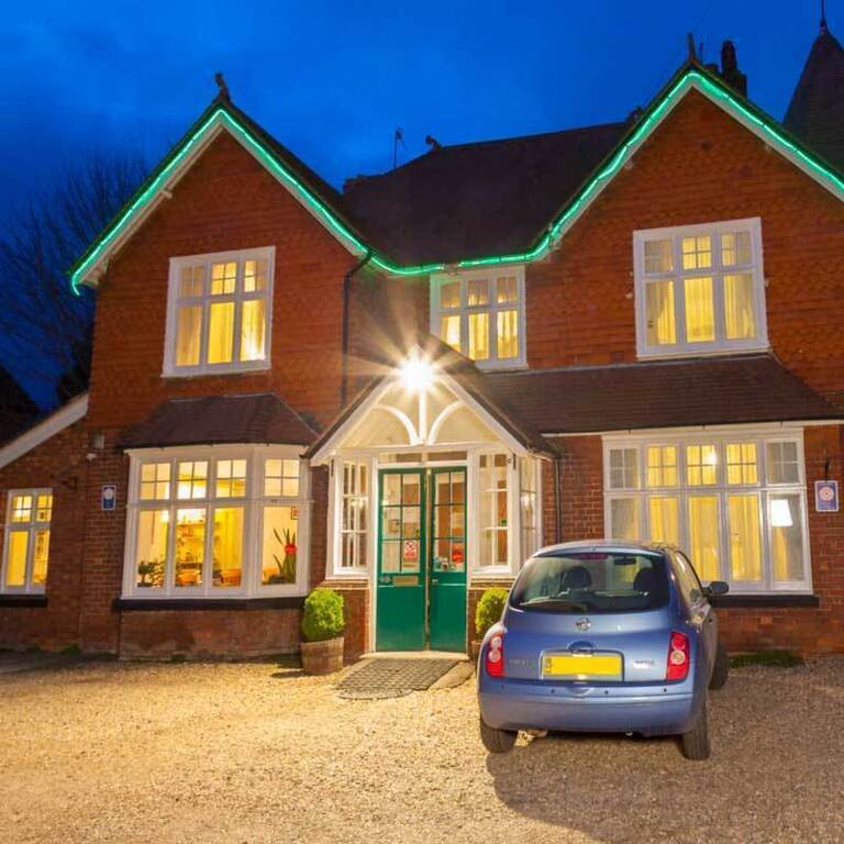 Bed and Breakfast Near Gatwick Airport